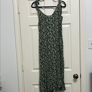 Faherty Floral Green Sleeveless Dress
